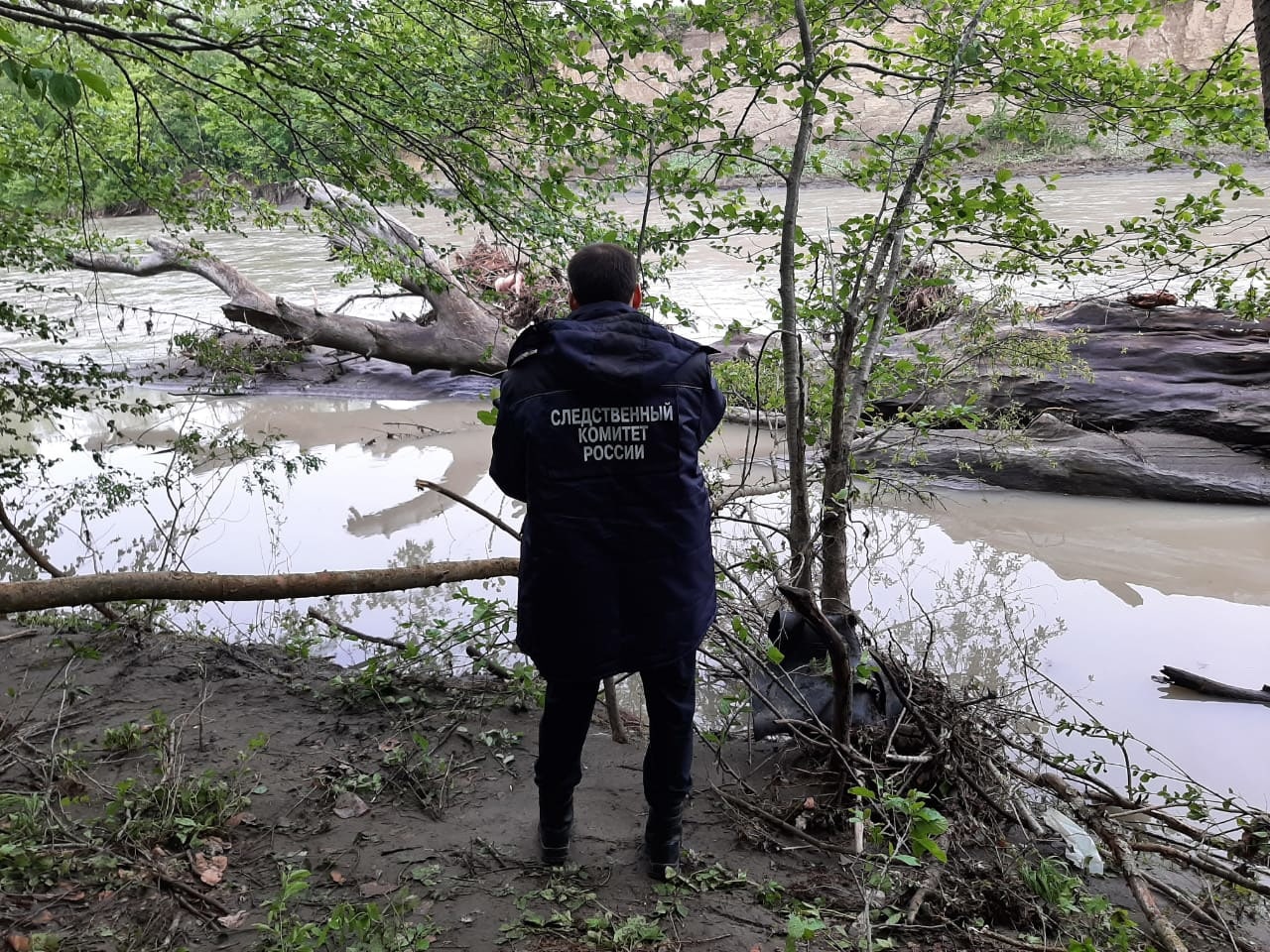 Найдено тело одного из унесенных течением реки Белая мужчин