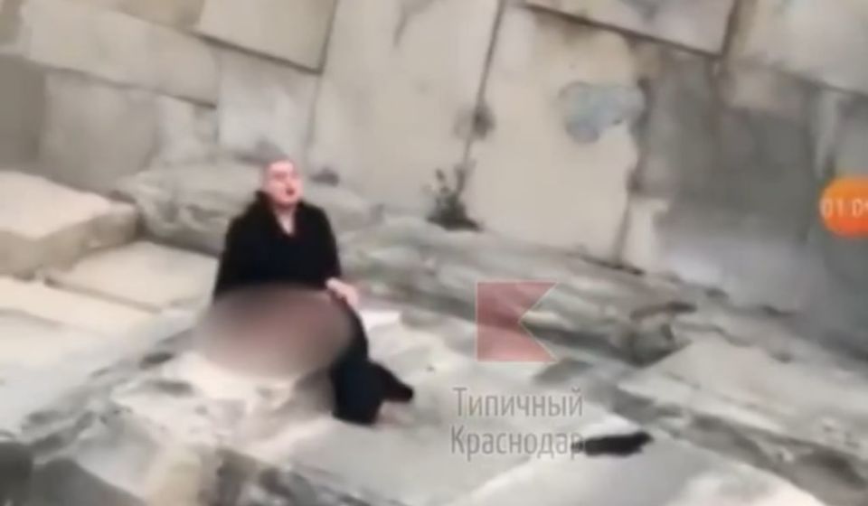 До 5 лет лишения свободы грозит вандалу, осквернившему мемориал в Новороссийске
