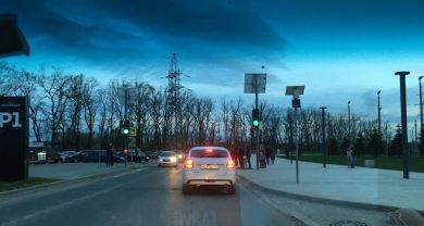 «Автомобильная улица наконец перестала быть пешеходной!