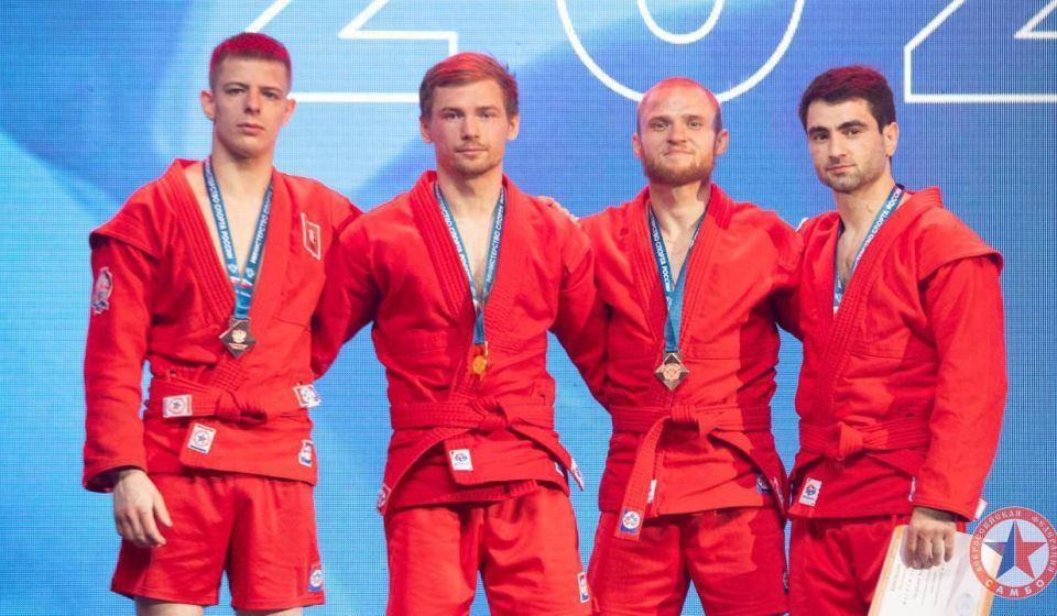 Кубанские самбисты завоевали семь медалей на чемпионате России