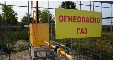 Путин поручил бесплатно подключать дома россиян к газу