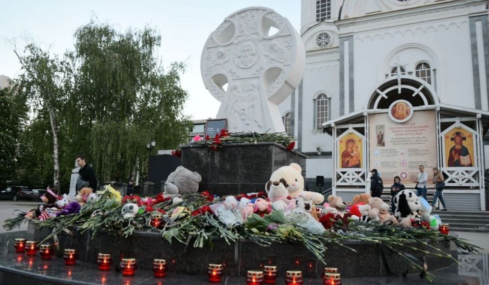 В Краснодаре прошла панихида и минута молчания